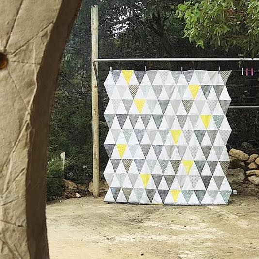 Cascading Triangles Quilt - Digital Pattern