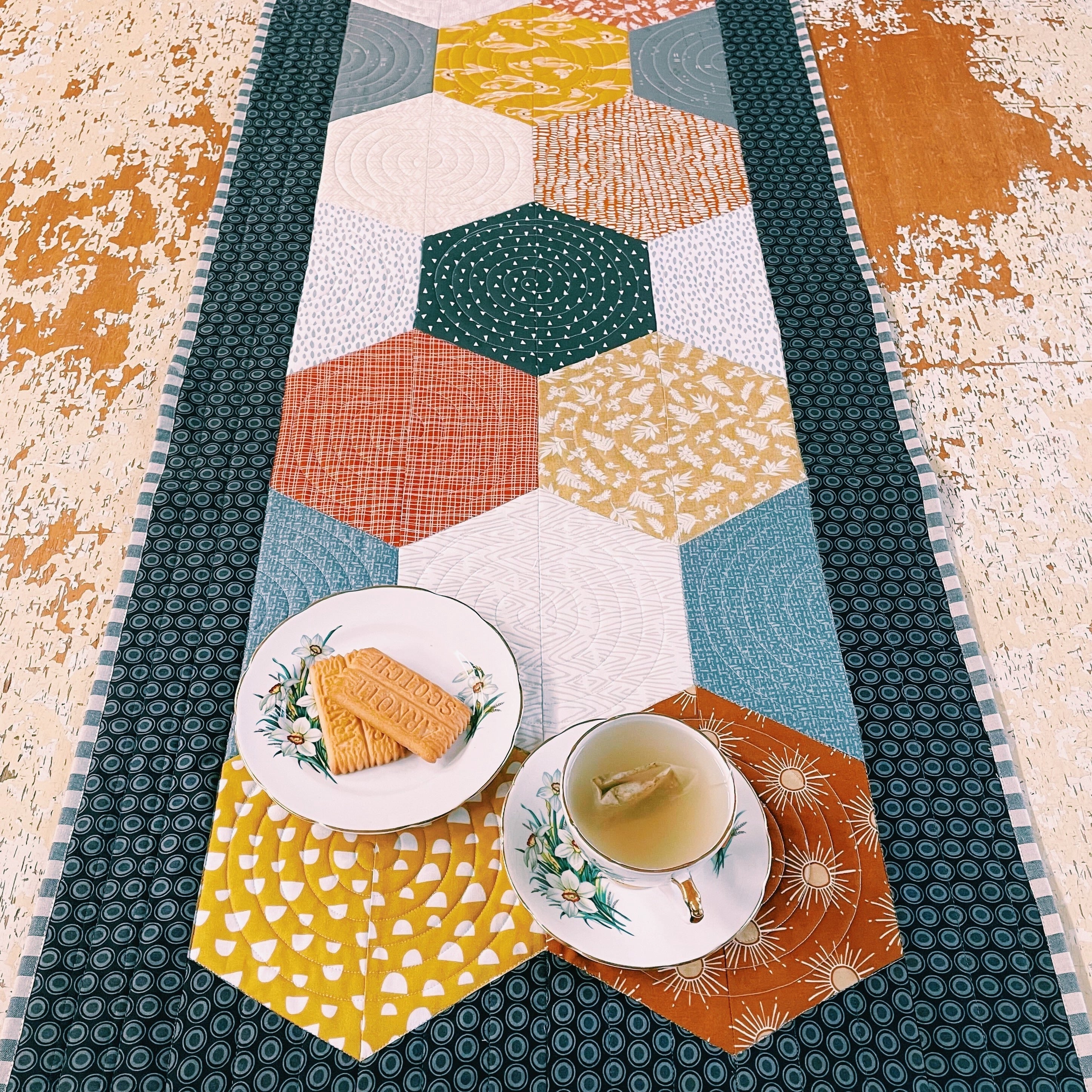 Modern Hexie Table Runner - Digital Pattern